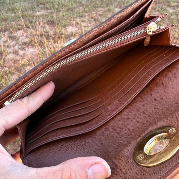 Authentic Louis Vuitton Boetie wallet - Picture 9 of 12